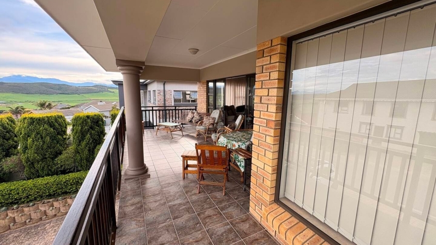 3 Bedroom Property for Sale in Fraaiuitsig Western Cape